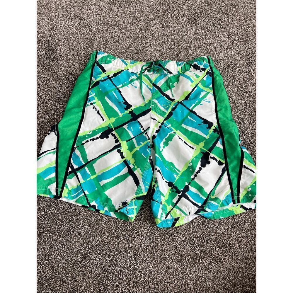 Nike youth medium swim shorts